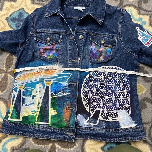 Hand-painted Disney Jean Jacket with castle patch and heat-set for durability - Picture 3 of 5